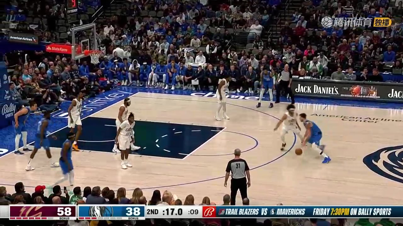 魔術(shù)師附體！東契奇神仙不看人背傳 畢竟周最佳助攻TOP10！